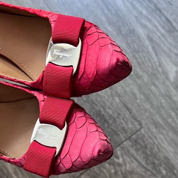 Bright Pink/Coral Platform Pumps - Picture 10 of 10